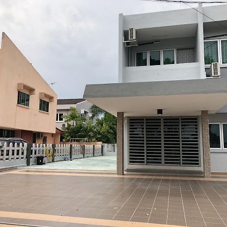 Ferienwohnung D'House Ipoh Exterior foto